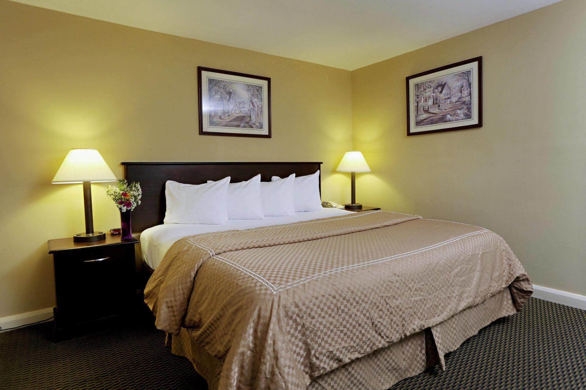 Mt. Madison Inn & Suites Gorham Ngoại thất bức ảnh